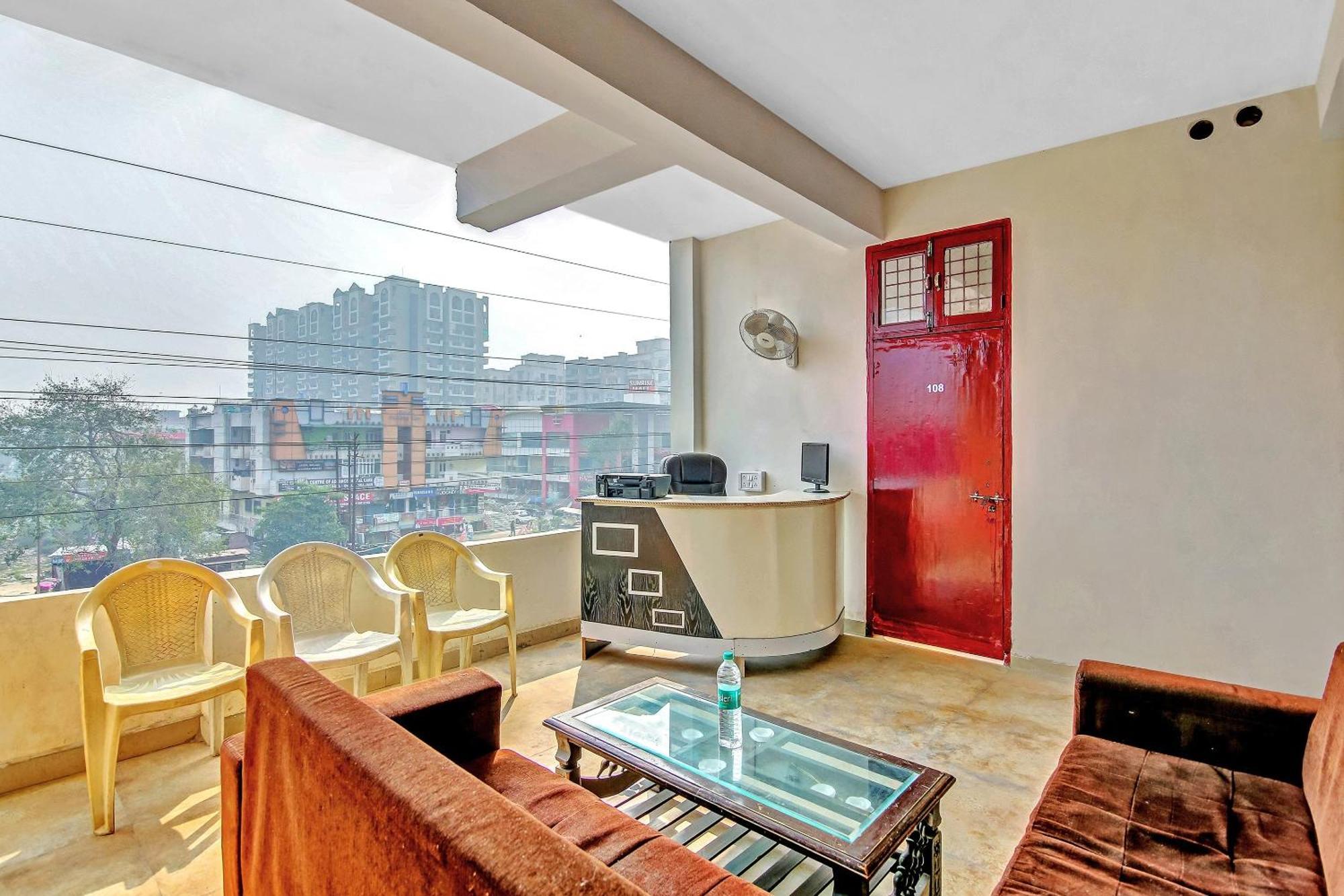 Hotel O Yash Hotel Ghaziabad Ngoại thất bức ảnh