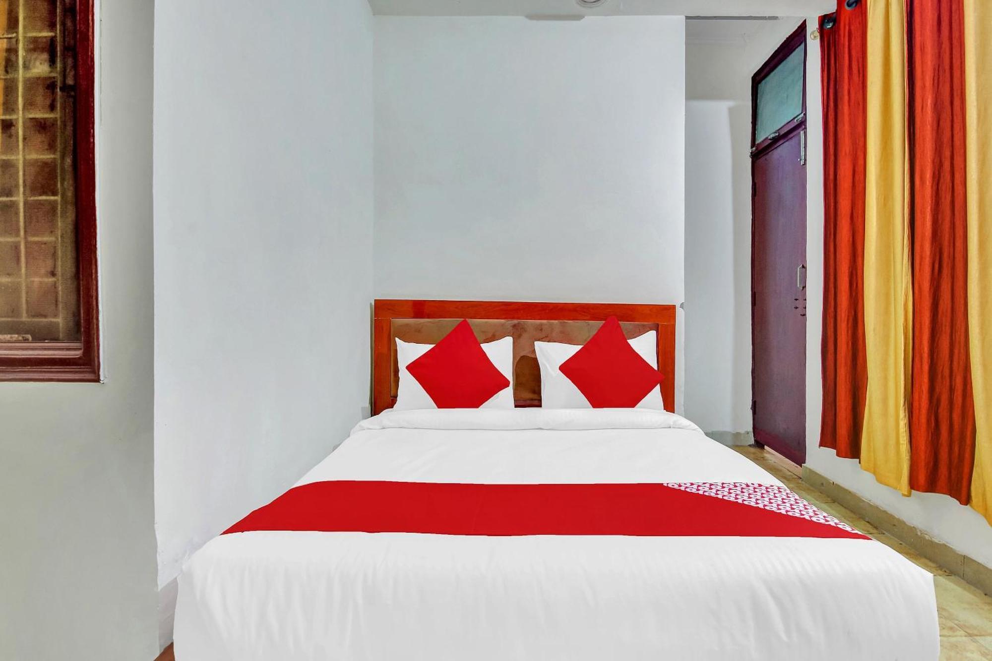 Hotel O Yash Hotel Ghaziabad Ngoại thất bức ảnh